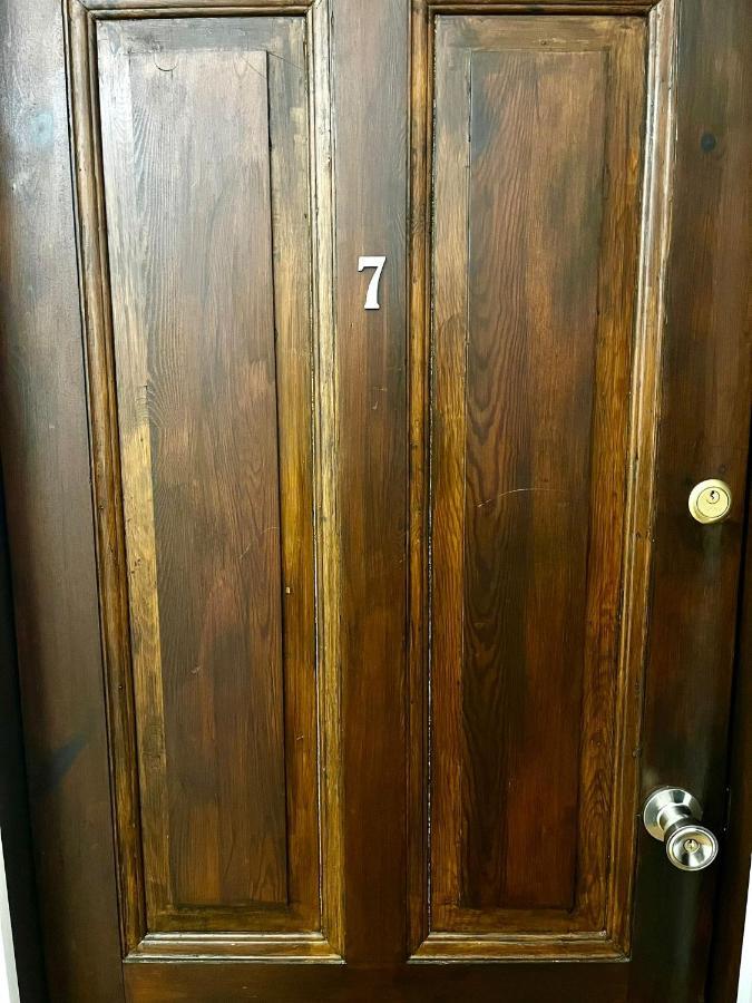 Bezagenta Rooms Centrum وارسو الغرفة الصورة