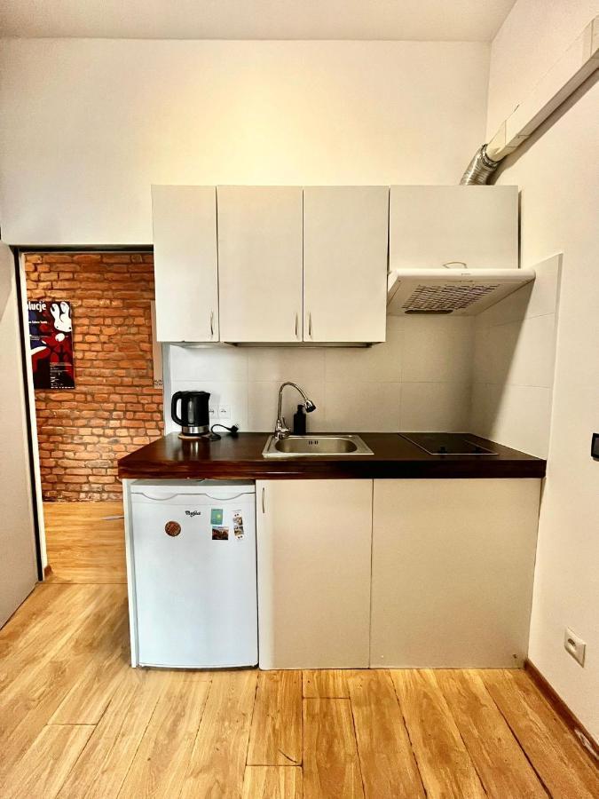 Bezagenta Rooms Centrum وارسو المظهر الخارجي الصورة