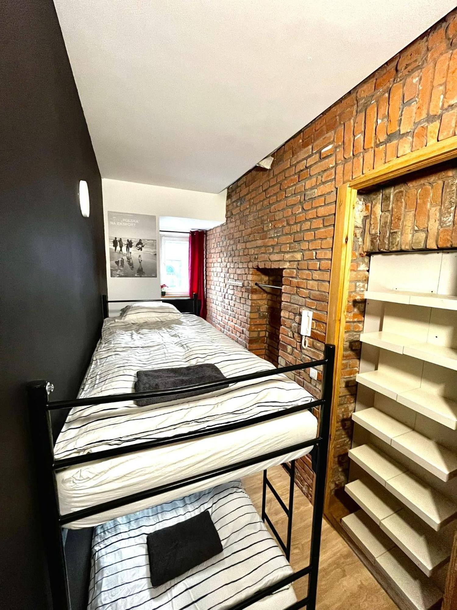 Bezagenta Rooms Centrum وارسو الغرفة الصورة